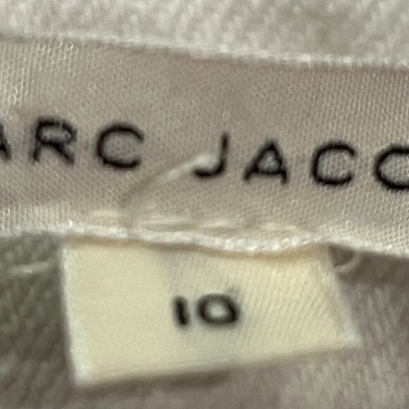 MARC JACOBS WHITE DENIM BERMUDA SHORTS - 100% Cotton  MADE IN USA  EUC - SIZE 10 - Picture 10 of 12